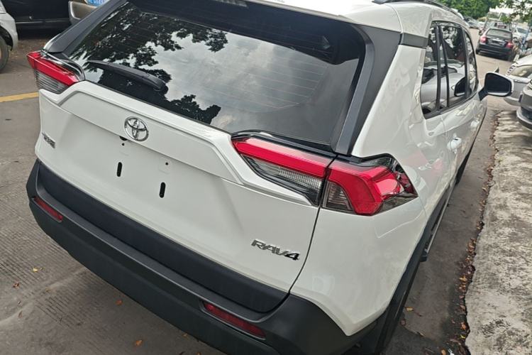 Used Toyota RAV4 2023 2.0L CVT Two-Wheel Drive Urban Edition Rear Right 45 Deg