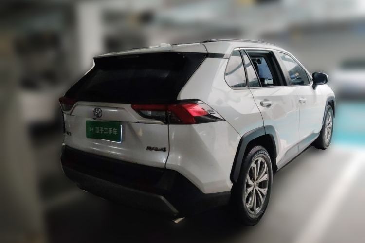 Used Toyota RAV4 2023 2.0L CVT Two-Wheel Drive Fashion Plus Edition Rear Right 45 Deg