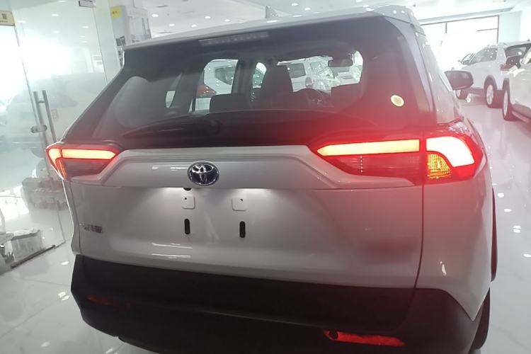 Used Toyota RAV4 2023 Dual-Motor 2.5L E-CVT Two-Wheel Drive Elite Edition Rear
