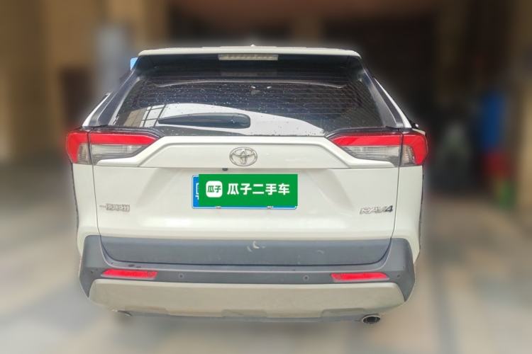 Used Toyota RAV4 2023 2.0L CVT Two-Wheel Drive Fashion Plus Edition Rear