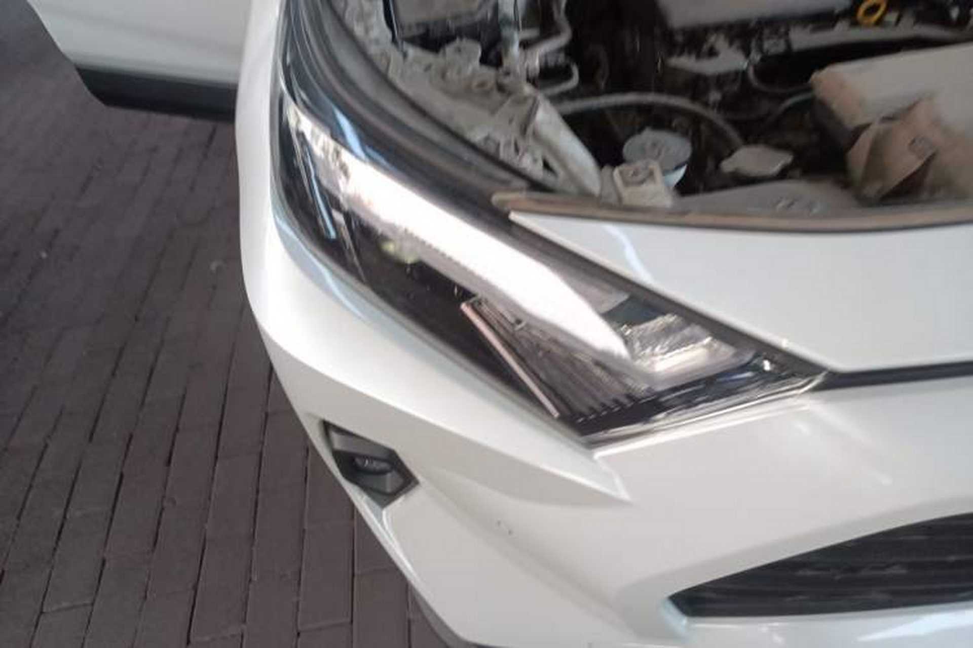 Used Toyota RAV4 2023 2.0L CVT Two-Wheel Drive Fashion Plus Edition Right Front Headlight