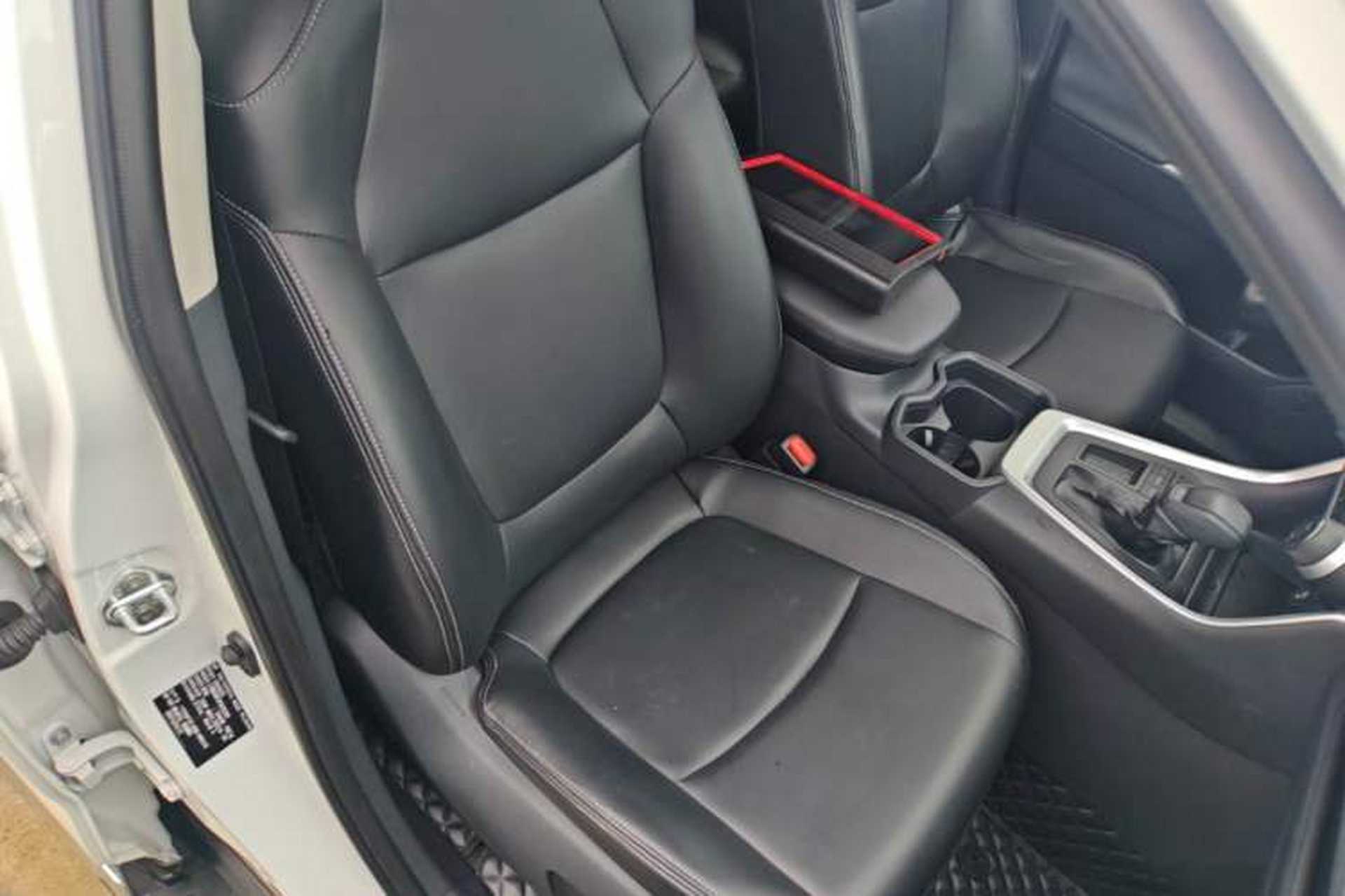 Used Toyota RAV4 2023 2.0L CVT Two-Wheel Drive Fashion Edition Right Front Seat