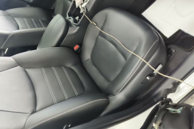 Used Toyota RAV4 2023 2.0L CVT Two-Wheel Drive Fashion Plus Edition Right Front Seat