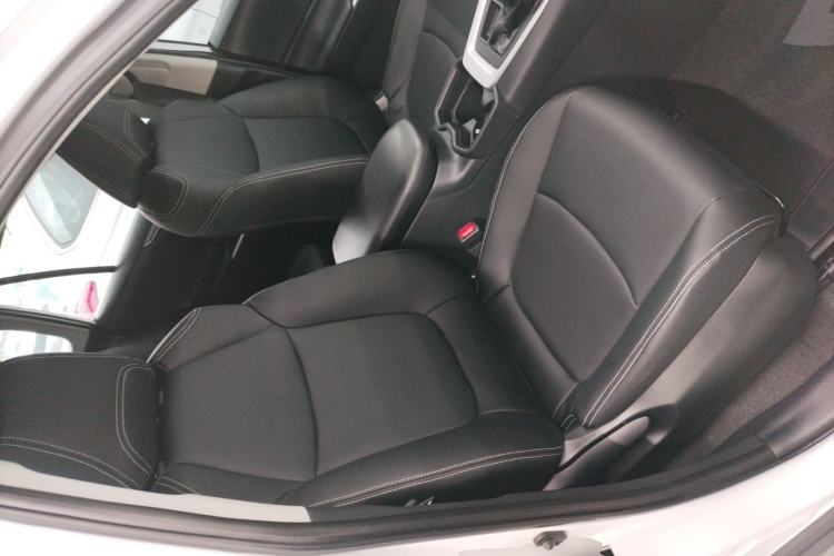 Used Toyota RAV4 2023 2.0L CVT Two-Wheel Drive Urban Edition Right Front Seat