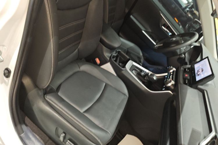 Used Toyota RAV4 2023 2.0L CVT Two-Wheel Drive Fashion Plus Edition Right Front Seat