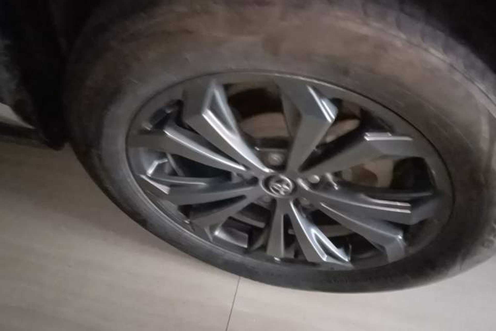Used Toyota RAV4 2023 2.0L CVT Two-Wheel Drive Fashion Edition Right Front Wheel Hub