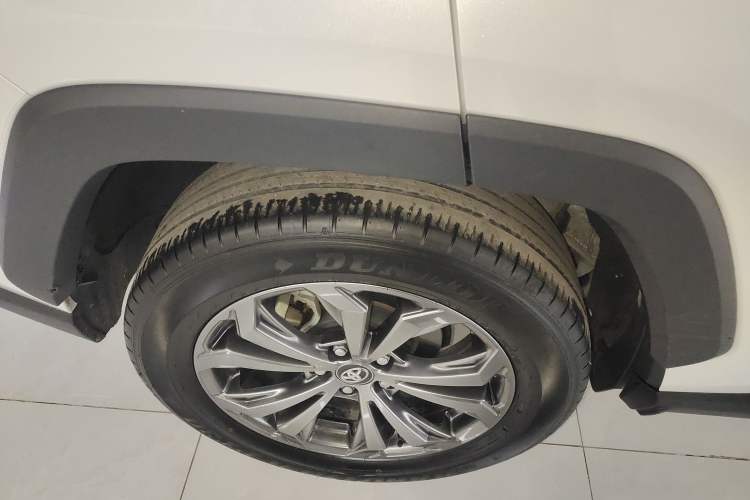 Used Toyota RAV4 2023 2.0L CVT Two-Wheel Drive Fashion Plus Edition Right Rear Wheel Hub