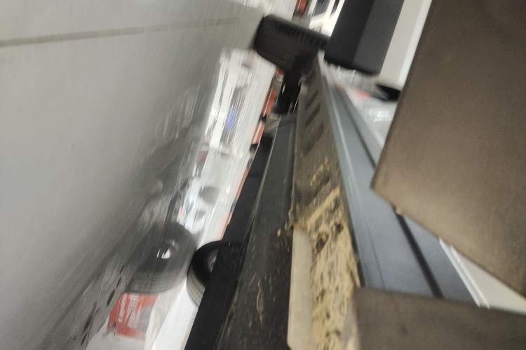 Used Toyota RAV4 2023 2.0L CVT Two-Wheel Drive Fashion Plus Edition Right Side Sill