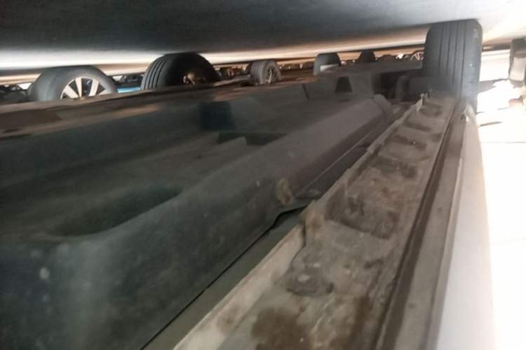 Used Toyota RAV4 2023 2.0L CVT Two-Wheel Drive Fashion Plus Edition Right Side Sill