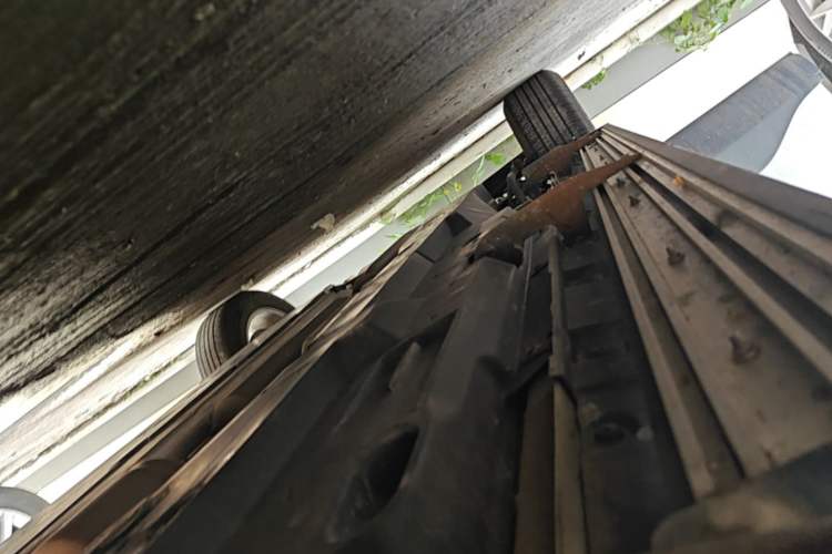 Used Toyota RAV4 2023 2.0L CVT Two-Wheel Drive Urban Edition Right Side Sill