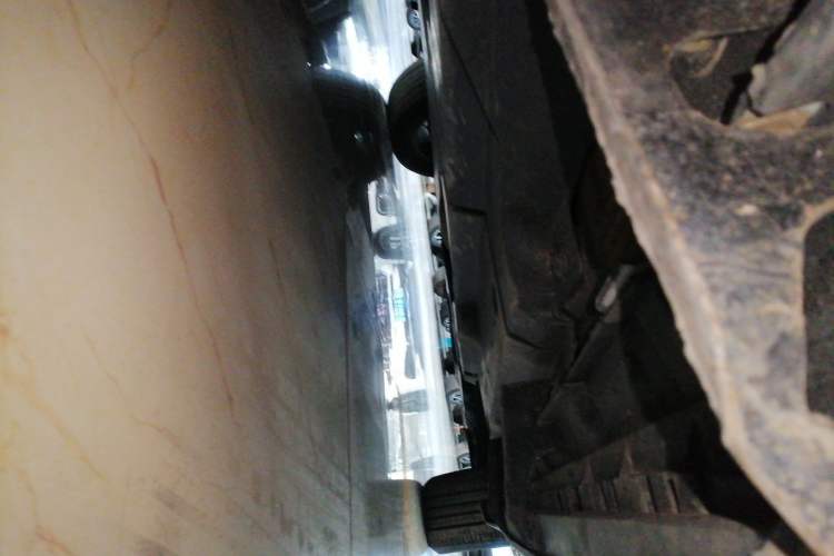 Used Toyota RAV4 2023 2.0L CVT Two-Wheel Drive Fashion Edition Right Side Sill