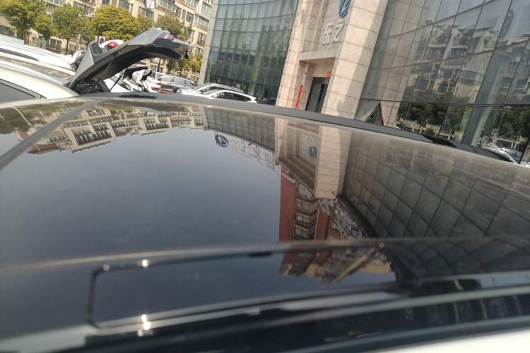 Used Toyota RAV4 2023 2.0L CVT Two-Wheel Drive Fashion Plus Edition Roof