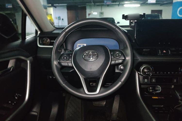 Used Toyota RAV4 2023 2.0L CVT Two-Wheel Drive Fashion Plus Edition Steering Wheel