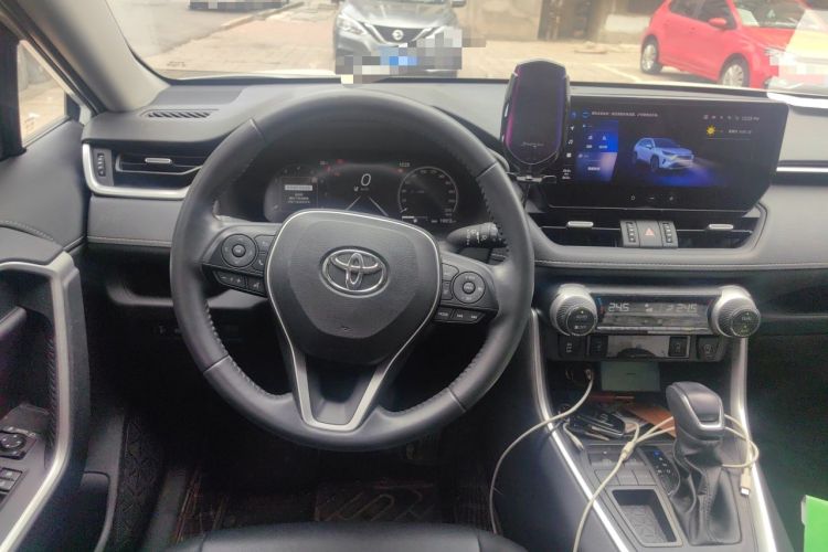 Used Toyota RAV4 2023 2.0L CVT Two-Wheel Drive 20th Anniversary Platinum Edition Steering Wheel