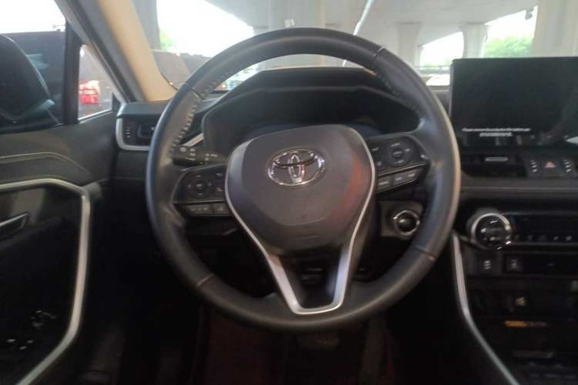 Used Toyota RAV4 2023 2.0L CVT Two-Wheel Drive Fashion Plus Edition Steering Wheel