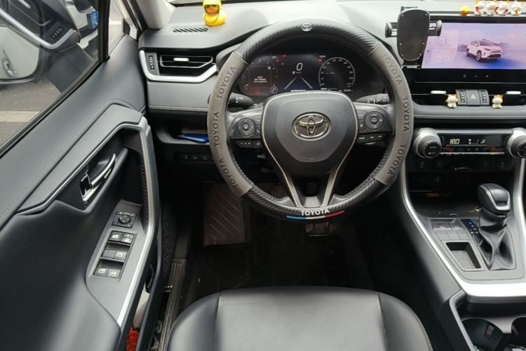 Used Toyota RAV4 2023 2.0L CVT Two-Wheel Drive Fashion Plus Edition Steering Wheel