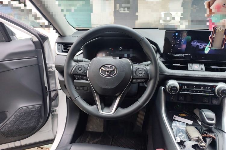 Used Toyota RAV4 2023 2.0L CVT Two-Wheel Drive 20th Anniversary Platinum Edition Steering Wheel