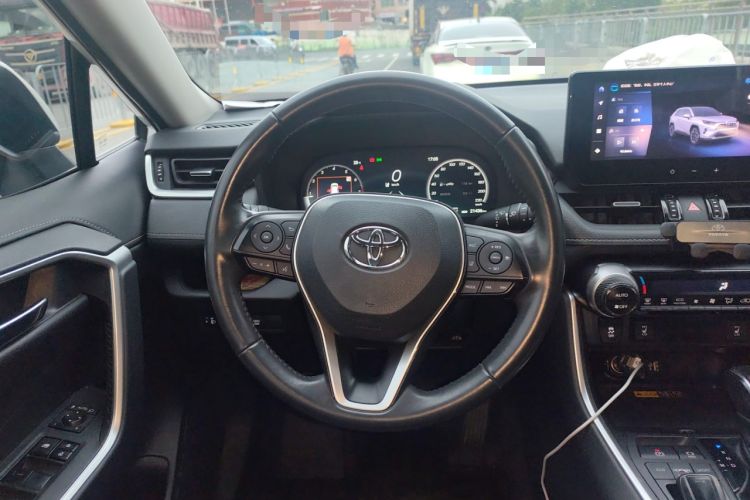 Used Toyota RAV4 2023 2.0L CVT Two-Wheel Drive 20th Anniversary Platinum Edition Steering Wheel