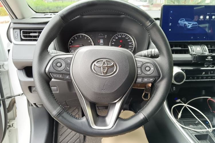 Used Toyota RAV4 2023 2.0L CVT Two-Wheel Drive Urban Edition Steering Wheel