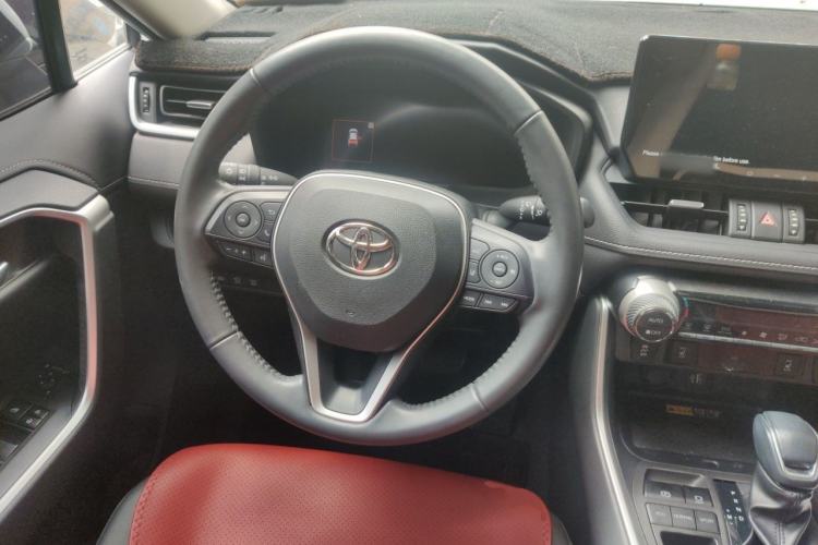 Used Toyota RAV4 2023 2.0L CVT Two-Wheel Drive Fashion Plus Edition Steering Wheel