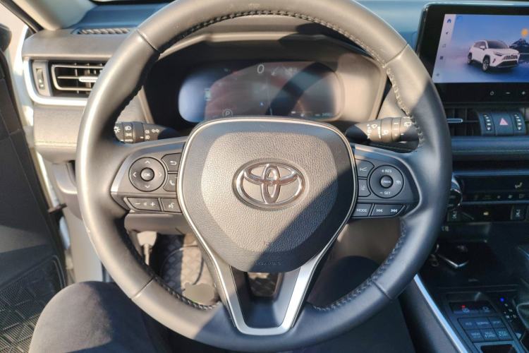Used Toyota RAV4 2023 2.0L CVT 4x4 Explorer Plus Edition Steering Wheel