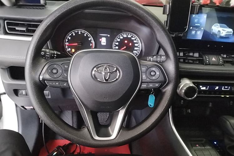 Used Toyota RAV4 2023 2.0L CVT Two-Wheel Drive Urban Edition Steering Wheel