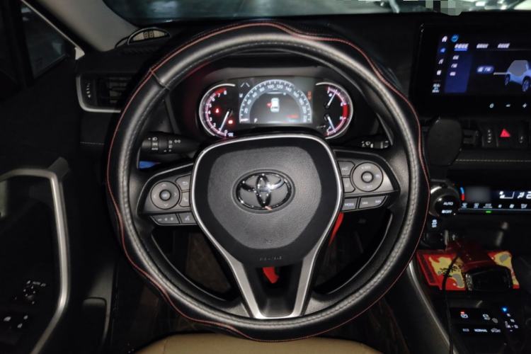 Used Toyota RAV4 2023 2.0L CVT Two-Wheel Drive Fashion Edition Steering Wheel
