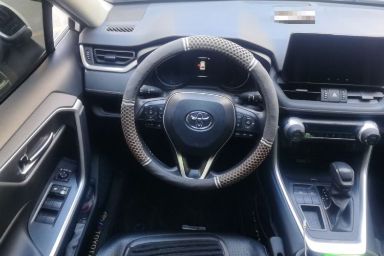 Used Toyota RAV4 2023 2.0L CVT Two-Wheel Drive Fashion Edition Steering Wheel