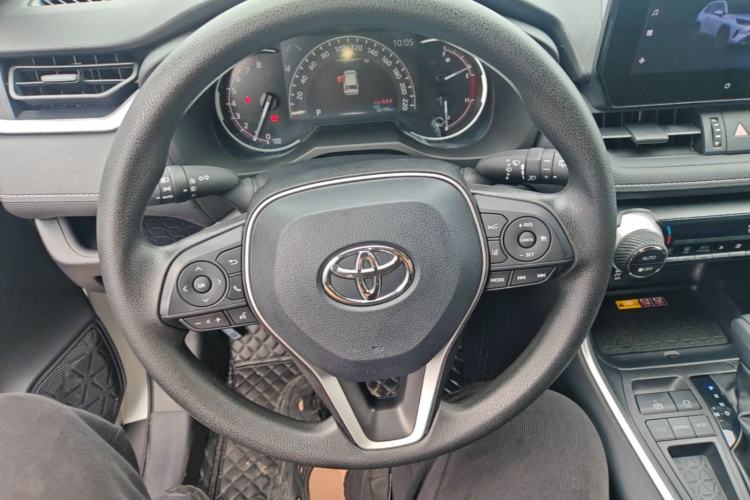 Used Toyota RAV4 2023 2.0L CVT Two-Wheel Drive Fashion Edition Steering Wheel