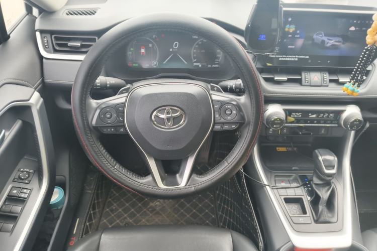 Used Toyota RAV4 2023 Dual-Engine 2.5L E-CVT Two-Wheel Drive Elite Plus Edition Steering Wheel