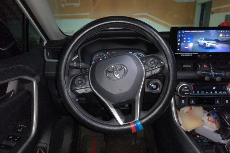 Used Toyota RAV4 2023 2.0L CVT Two-Wheel Drive Fashion Plus Edition Steering Wheel
