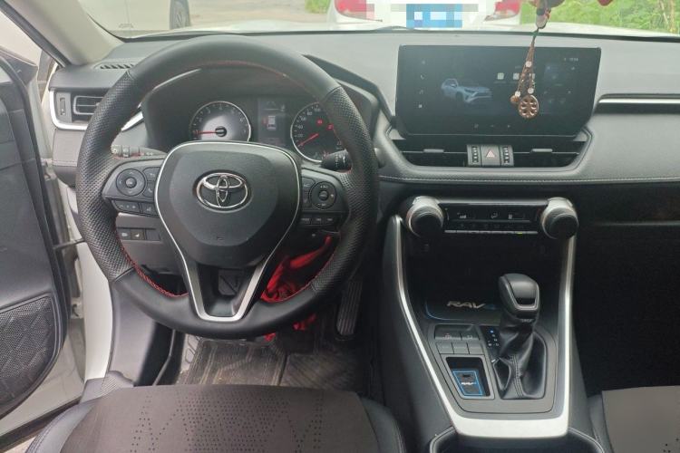 Used Toyota RAV4 2023 2.0L CVT Two-Wheel Drive Urban Edition Steering Wheel