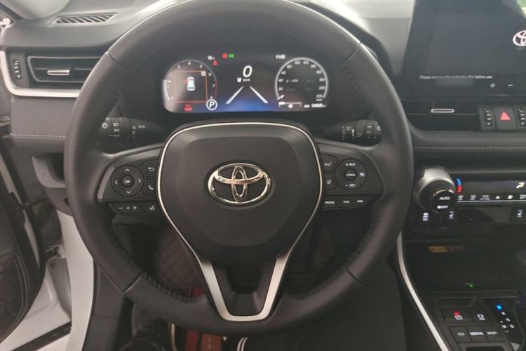 Used Toyota RAV4 2023 2.0L CVT Two-Wheel Drive Fashion Plus Edition Steering Wheel