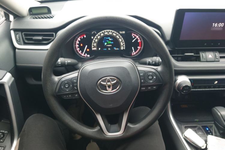 Used Toyota RAV4 2023 2.0L CVT Two-Wheel Drive Fashion Edition Steering Wheel