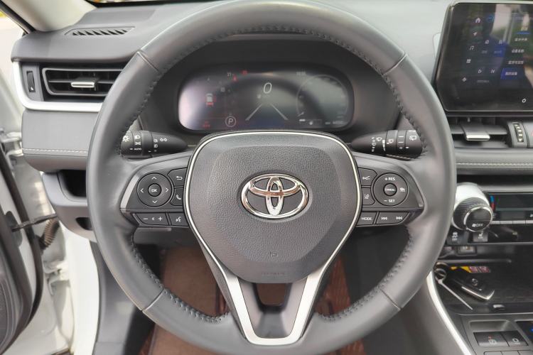 Used Toyota RAV4 2023 2.0L CVT Two-Wheel Drive 20th Anniversary Platinum Edition Steering Wheel