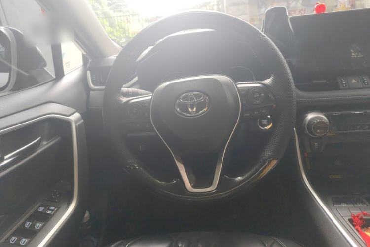 Used Toyota RAV4 2023 2.0L CVT Two-Wheel Drive Fashion Edition Steering Wheel