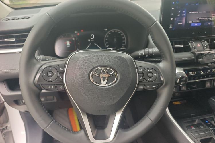 Used Toyota RAV4 2023 2.0L CVT Two-Wheel Drive 20th Anniversary Platinum Edition Steering Wheel