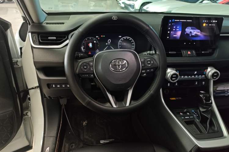 Used Toyota RAV4 2023 2.0L CVT Two-Wheel Drive Fashion Plus Edition Steering Wheel