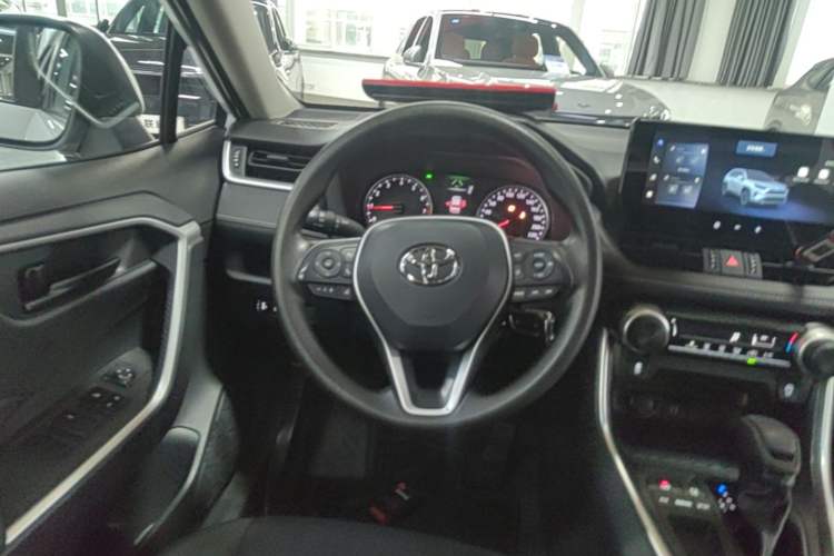 Used Toyota RAV4 2023 2.0L CVT Two-Wheel Drive Urban Edition Steering Wheel