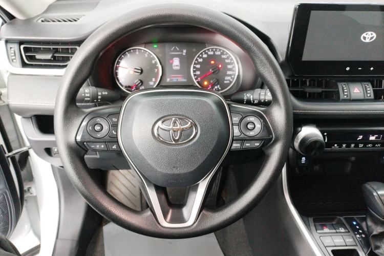 Used Toyota RAV4 2023 2.0L CVT Two-Wheel Drive Urban Edition Steering Wheel