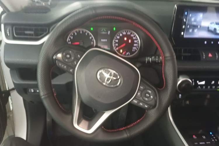 Used Toyota RAV4 2023 2.0L CVT Two-Wheel Drive Urban Edition Steering Wheel