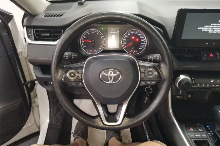 Used Toyota RAV4 2023 2.0L CVT Two-Wheel Drive Urban Edition Steering Wheel