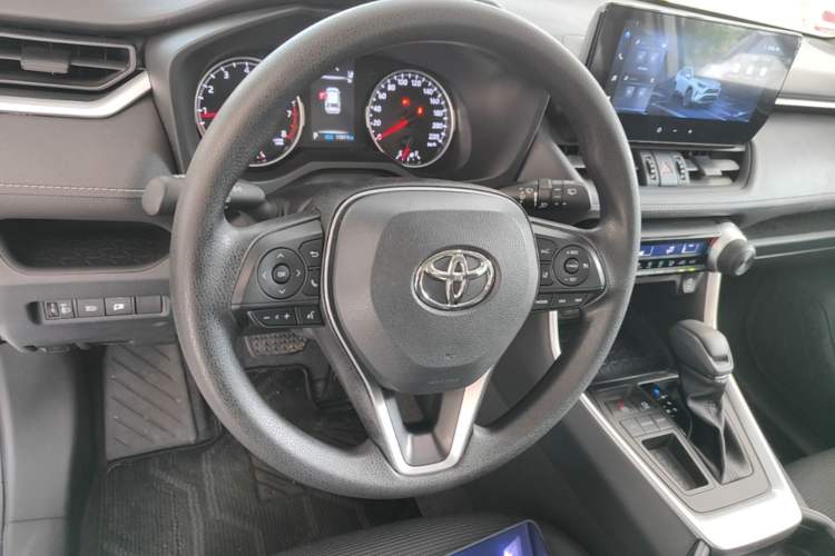 Used Toyota RAV4 2023 2.0L CVT Two-Wheel Drive Urban Edition Steering Wheel