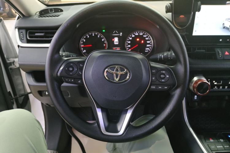 Used Toyota RAV4 2023 2.0L CVT Two-Wheel Drive Urban Edition Steering Wheel