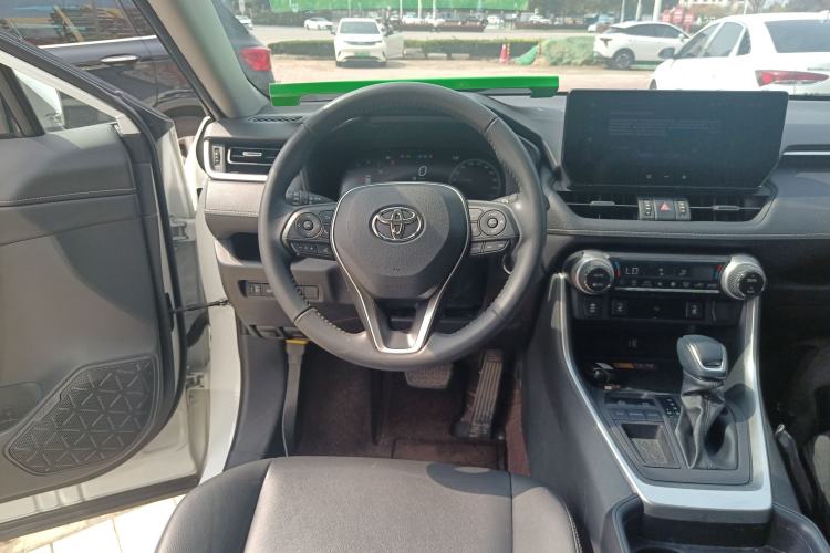 Used Toyota RAV4 2023 2.0L CVT Two-Wheel Drive Fashion Plus Edition Steering Wheel
