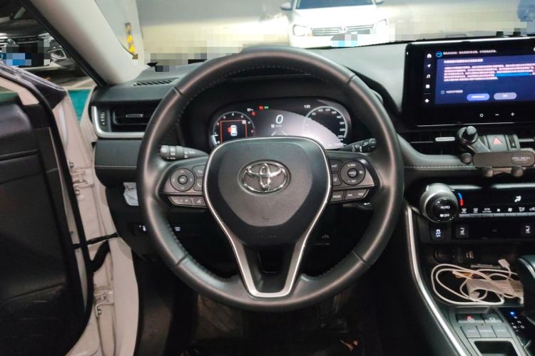 Used Toyota RAV4 2023 2.0L CVT Two-Wheel Drive Fashion Plus Edition Steering Wheel