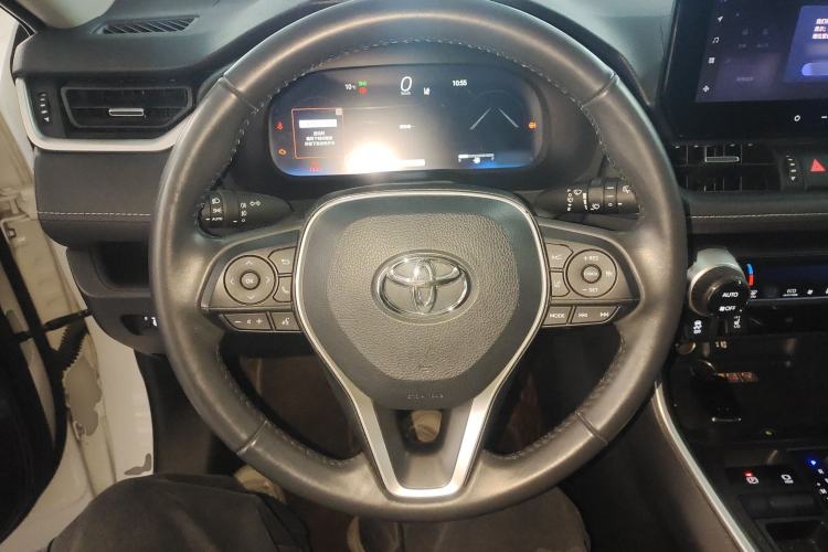 Used Toyota RAV4 2023 2.0L CVT Two-Wheel Drive Fashion Plus Edition Steering Wheel