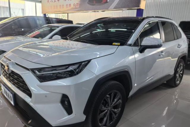 Used Toyota RAV4 2023 2.0L CVT Two-Wheel Drive Fashion Plus Edition