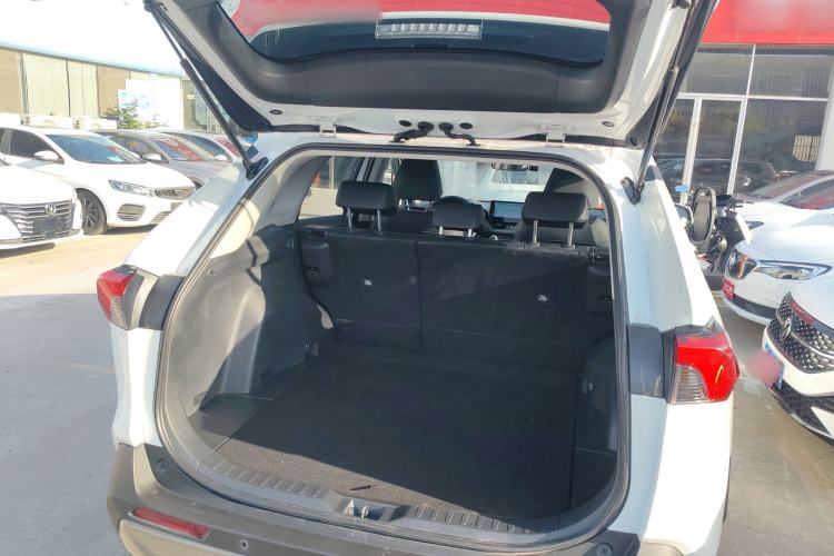 Used Toyota RAV4 2023 2.0L CVT Two-Wheel Drive 20th Anniversary Platinum Edition Trunk