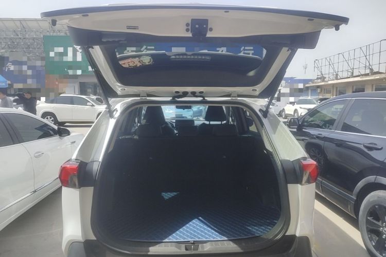 Used Toyota RAV4 2023 2.0L CVT Two-Wheel Drive Fashion Plus Edition Trunk